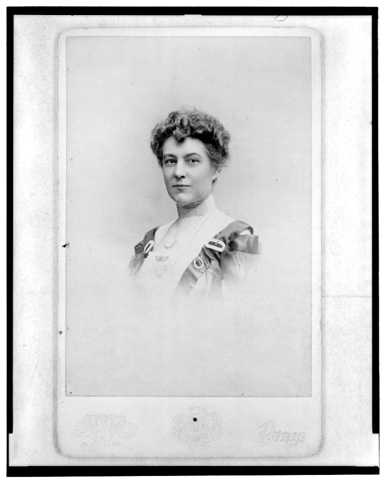 Sarah (Sally) Anderson Frémont, wife of Admiral John Charles Frémont, Jr., head-and-shoulders portrait, facing left) - Otto LCCN2004682164