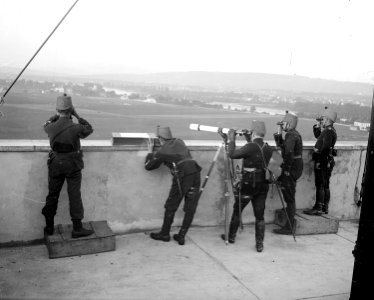 Schützengräben an der äussersten Grenze - CH-BAR - 3236515