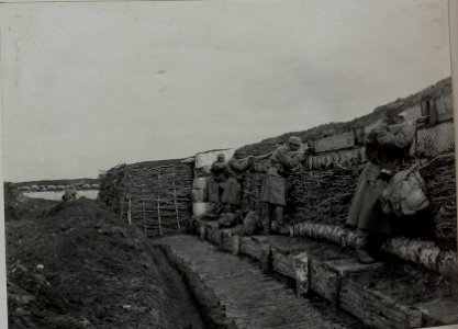 Schützengräben beim Feldjäger Bataillon 17 (BildID 15442755)