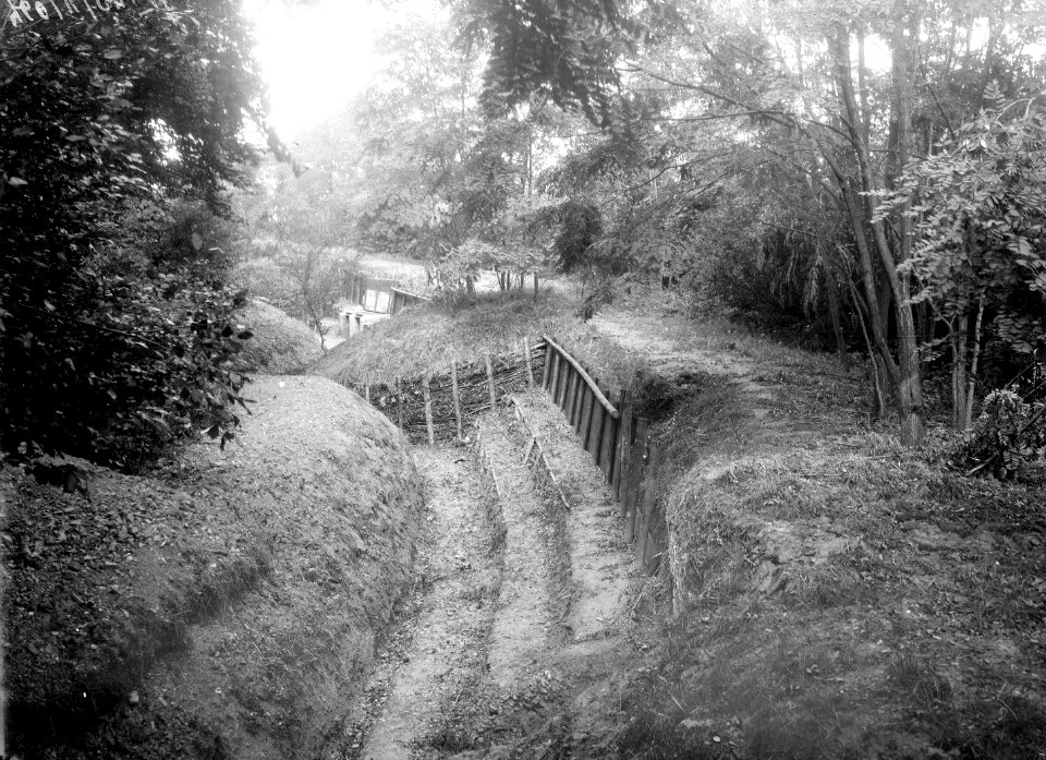 Schützengraben im Werk Vanel Tambour - CH-BAR - 3241727