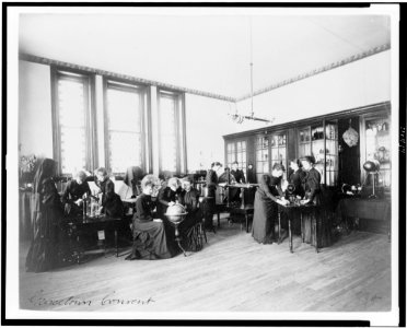 Science class in Georgetown Visitation Preparatory School, Washington, D.C. LCCN94509402