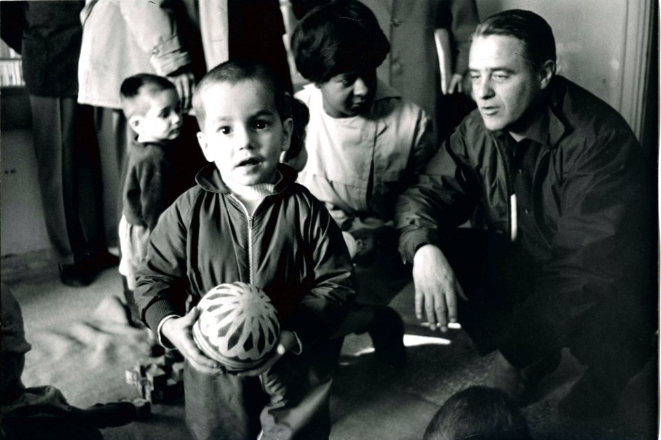 Sargent Shriver - 028 490-D-19-006