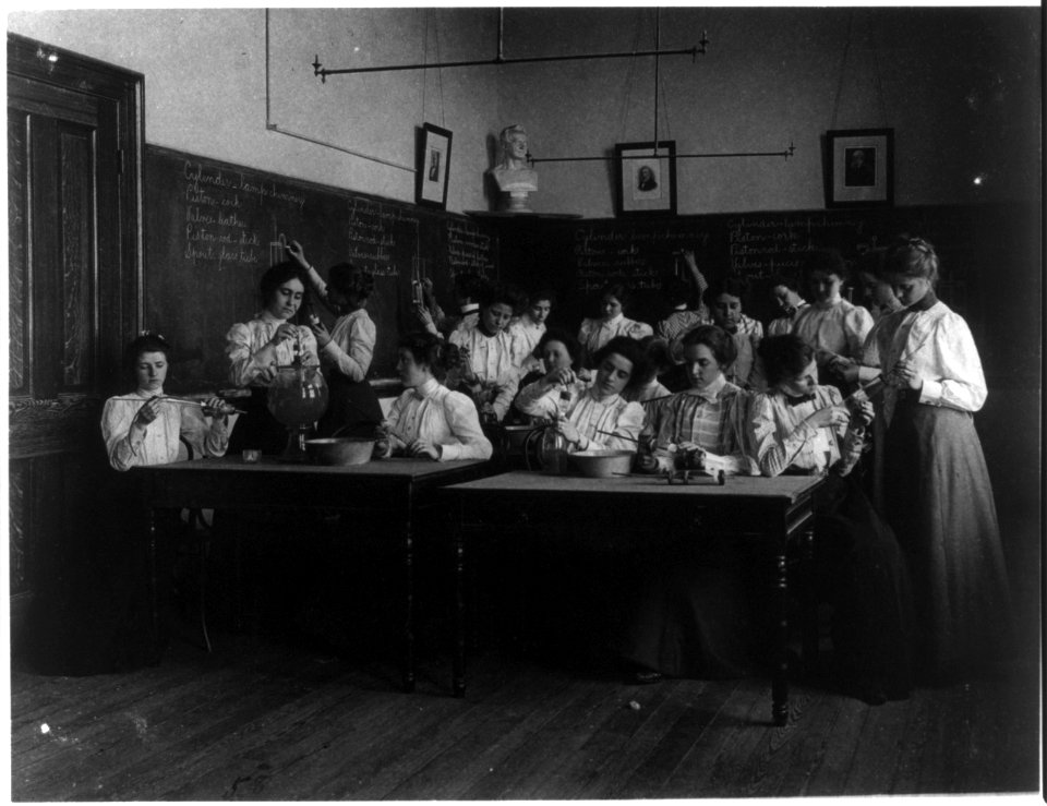 Science class, Normal school LCCN2001703602