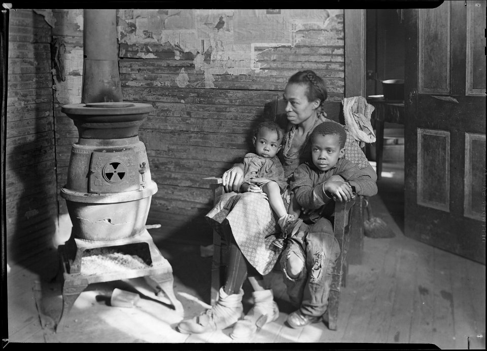 Scott's Run, West Virginia. Johnson family - father unemployed. - NARA - 518381