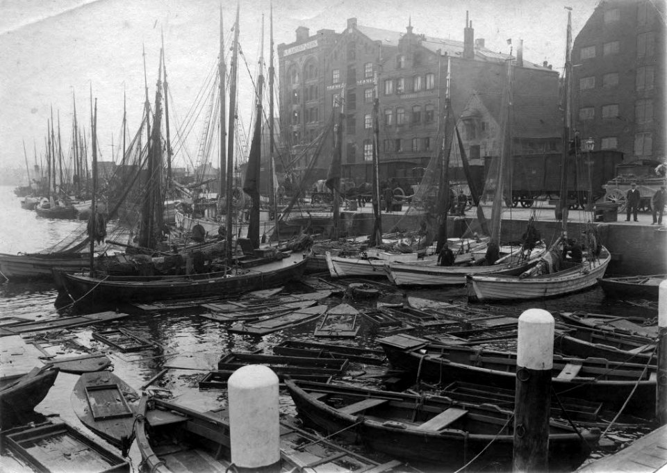 Satorikai und Fischereihafen (Kiel 70.454)