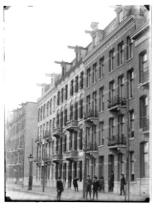 Sarphatipark (onevenzijde), Gezien naar Eerste van der Helststraat, 1893 (max res)
