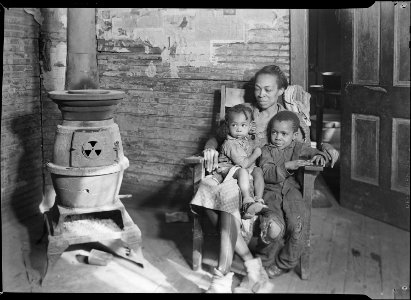 Scott's Run, West Virginia. Johnson family - father unemployed. - NARA - 518380