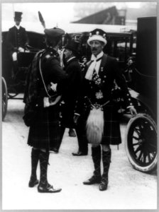 Scottish peers arriving at Westminster Abbey for the Coronation of King George V LCCN2002717656