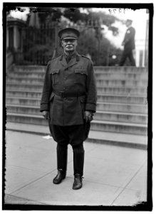SCOTT, HUGH L. MAJOR GENERAL, U.S.A., CHIEF OF STAFF. LEAVING WHITE HOUSE LCCN2016868219