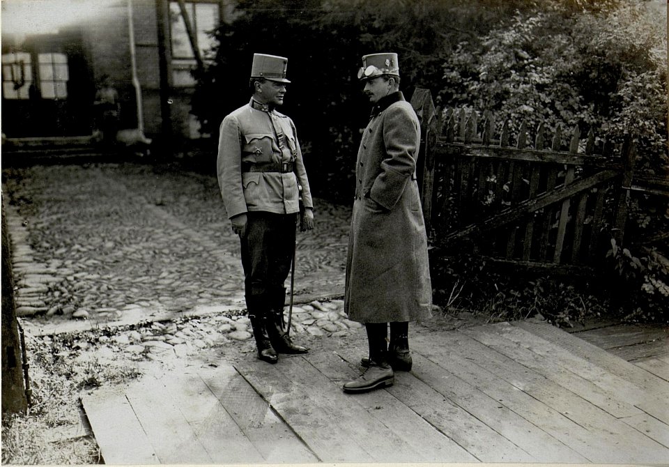 Se.k.k.Hoheit mit Excl.Kövess in Kalusz. 16.8.16. (BildID 15548110)