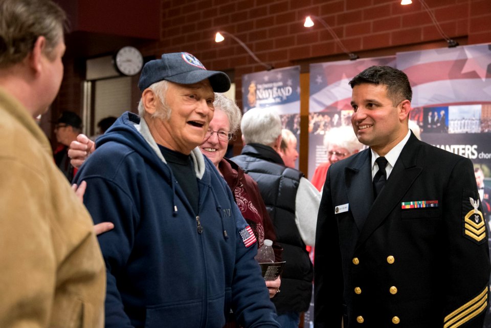 Sea Chanters visit Independence (33576402453)