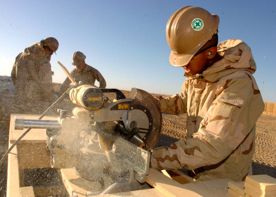 Seabees Build SWA-Hut DVIDS215774