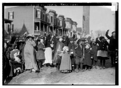 Scramble for pennies - Thanksgiving LCCN2014689991