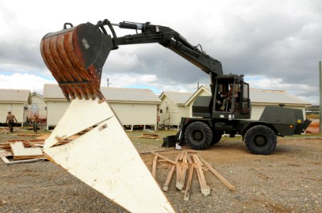 Seabees working Guantanamo DVIDS368282