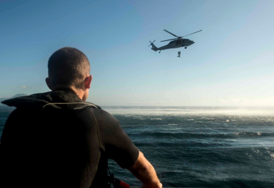 Search and rescue demo, Pacific Partnership 150708-N-CF750-177