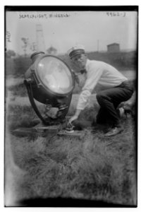 Searchlight, Mineola LCCN2014709230