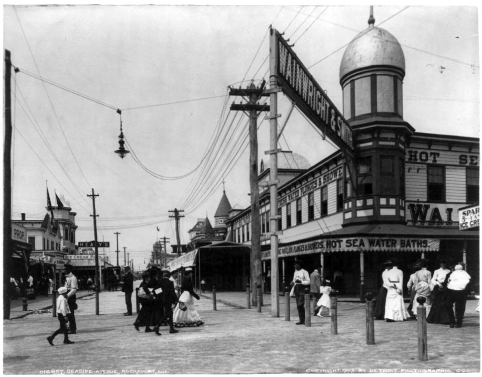 Seaside Avenue, Rockaway, L.I. LCCN2002706087