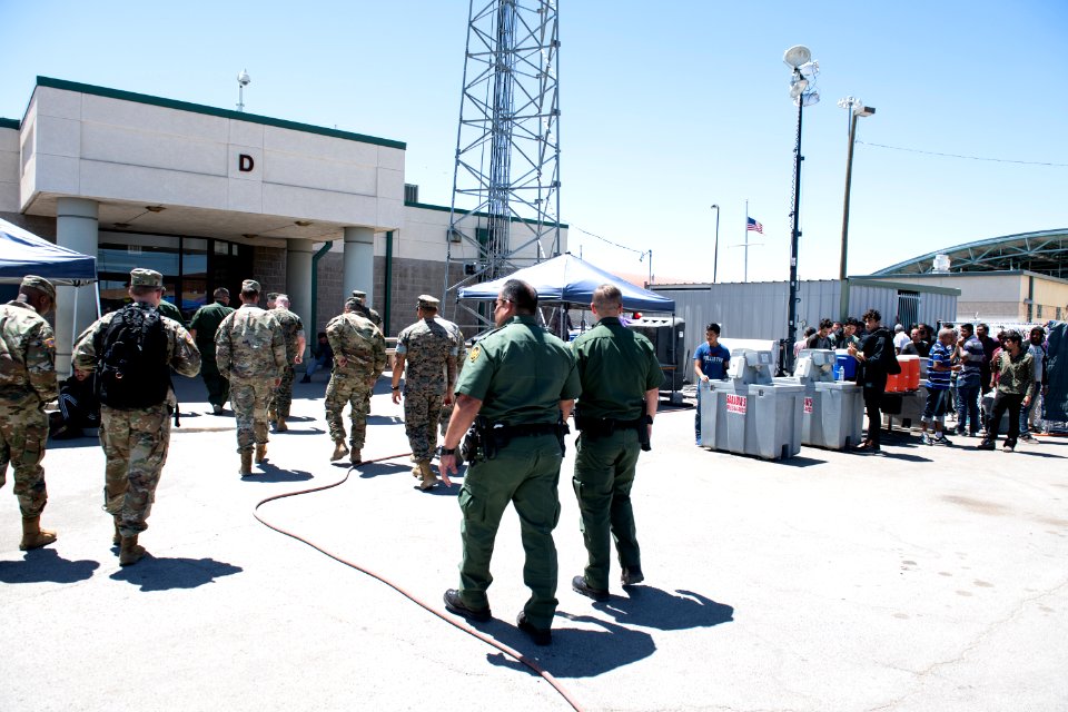 SEAC visits Southern Border (47972091846)