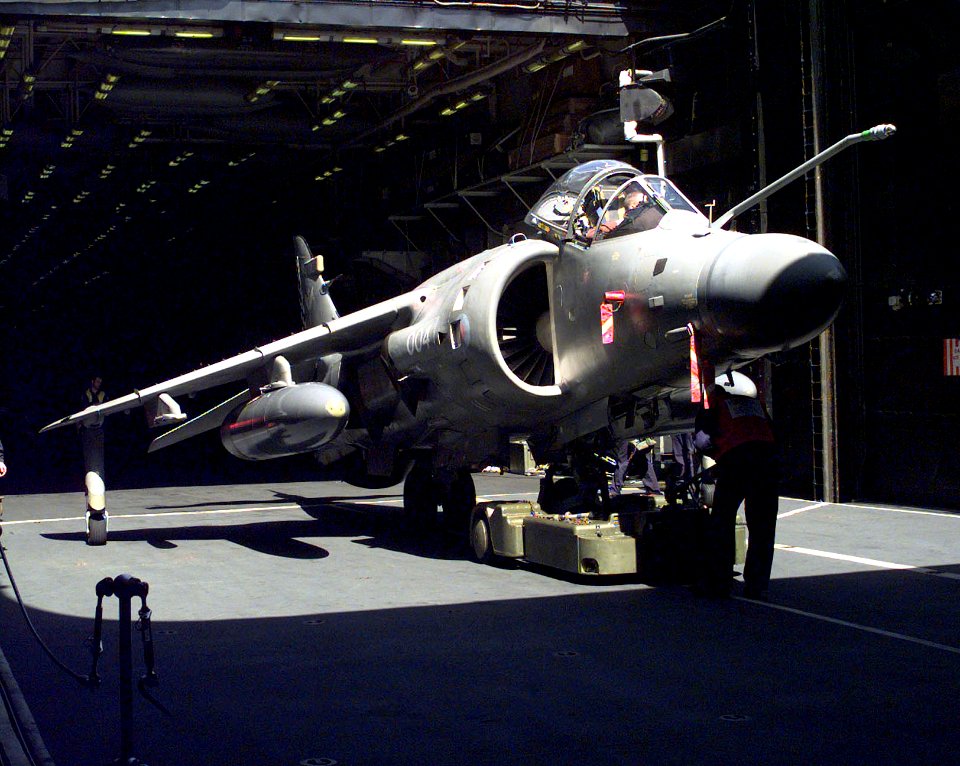 SeaHarrierFA2 801NAS R06 1998