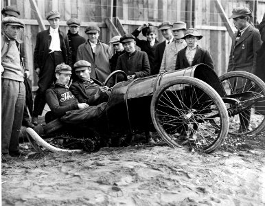 Seattle Bug crashed at Tacoma Speedway in 1914 Boland G521010 photo