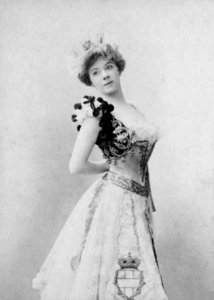 Amélie Diéterle (1871-1941) by Eugène Pirou (A)