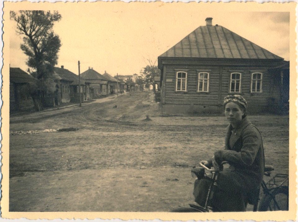 Amścisłaŭ, Karmelickaja. Амсьціслаў, Кармэліцкая (1942)