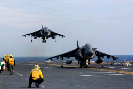 An AV-8B Harrier lands aboard USS Kearsarge. (16346670221)