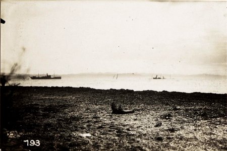 An der Küste von Durazzo. (BildID 15571385)