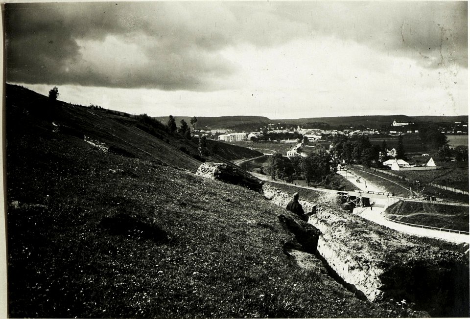 An der Zlota Lipa. Russ. Schützengräben bei Chatki (BildID 15432301)