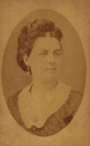 Anna Cate Dole, photograph by Menzies Dickson, Mission Houses Museum Archives