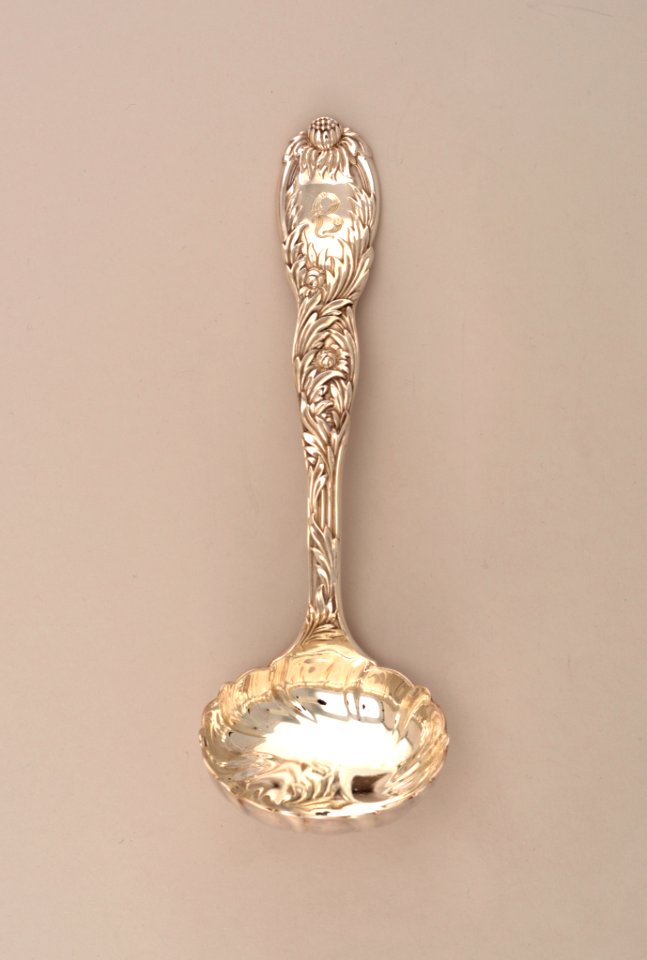 Chrysanthemum Ladles, 1880–91 (CH 18420015-2)