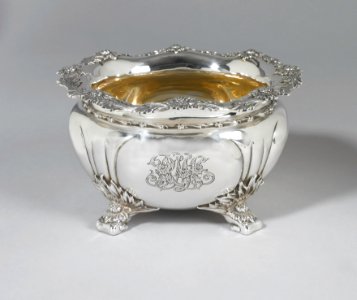 Chrysanthemum Waste Bowl, 1891–1902 (CH 18497407)
