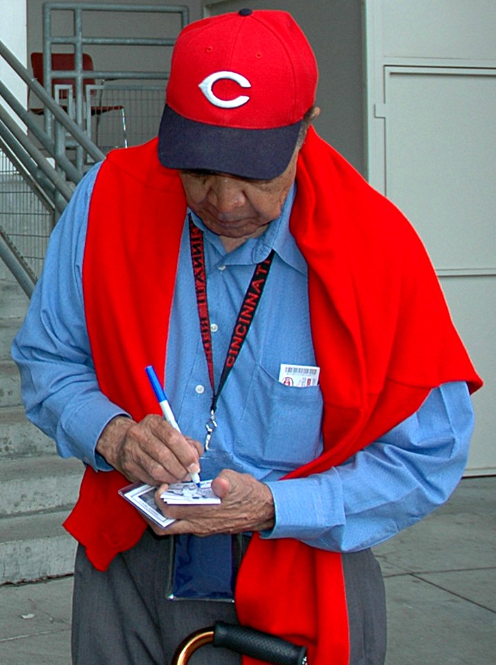 Chuck Harmon (080422-B-6997B-004) (cropped)