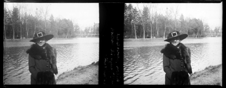 Châlons. Bords du canal. Mlle Marguerite Mathon - Fonds Berthelé - 49Fi1004