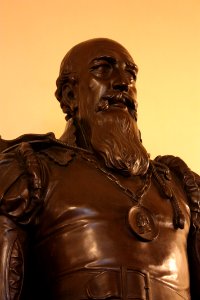 Château de Pau - Statue du duc de Sully 2