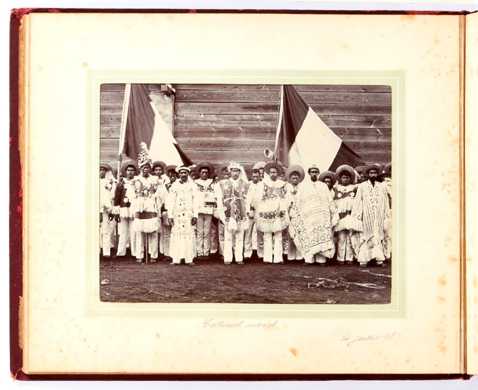 Costumes anciens, 1887-1888
