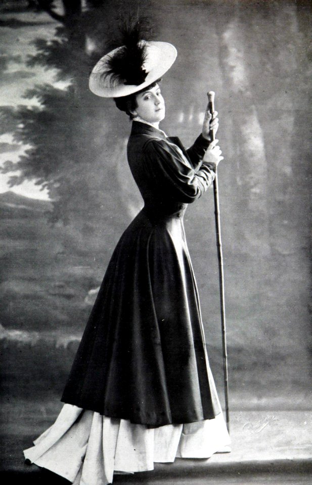 Costume tailleur par Redfern 1905 cropped