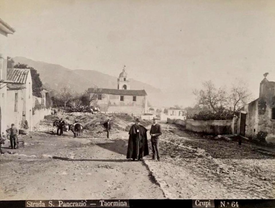 Crupi Giovanni - n. 0064 - Strada di S. Pancrazio - Taormina
