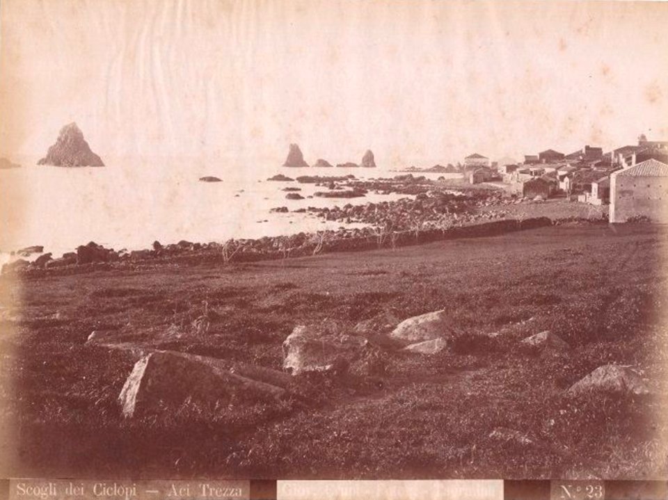 Crupi, Giovanni (1849-1925) - n. 0023 - Scogli dei Ciclopi - Aci Trezza - Delcampe