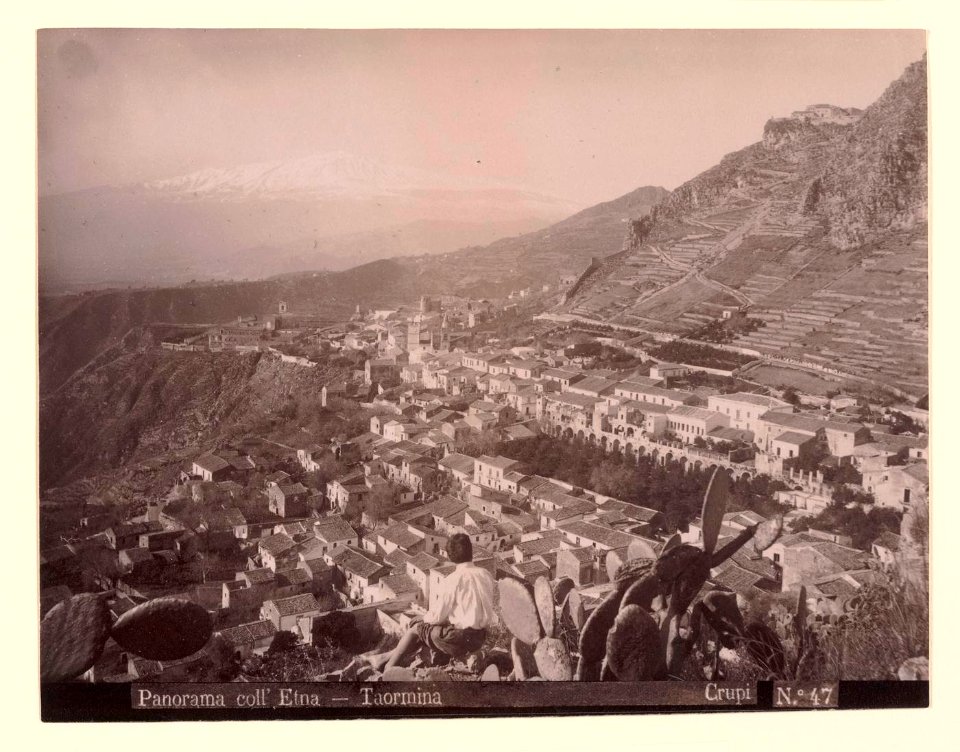 Crupi, Giovanni (1849-1925) - n. 0047 - Panorama coll'Etna - Taormina