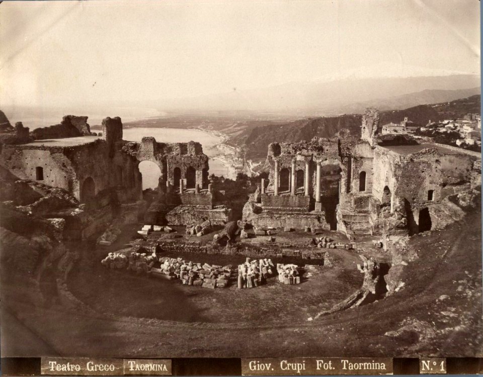 Crupi, Giovanni (1849-1925) - n. 001 - Teatro greco - Taormina