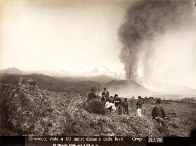 Crupi, Giovanni (1849-1925) - n. 0078 - Eruzione, vista a 50 metri distante della lava. 20 Maggio 1886