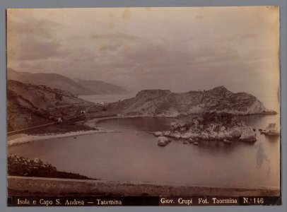 Crupi, Giovanni (1849-1925) - n. 0146 - Isola e Capo S. Andrea - Taormina - Rijksmuseum Amsterdam RP-F-F17116