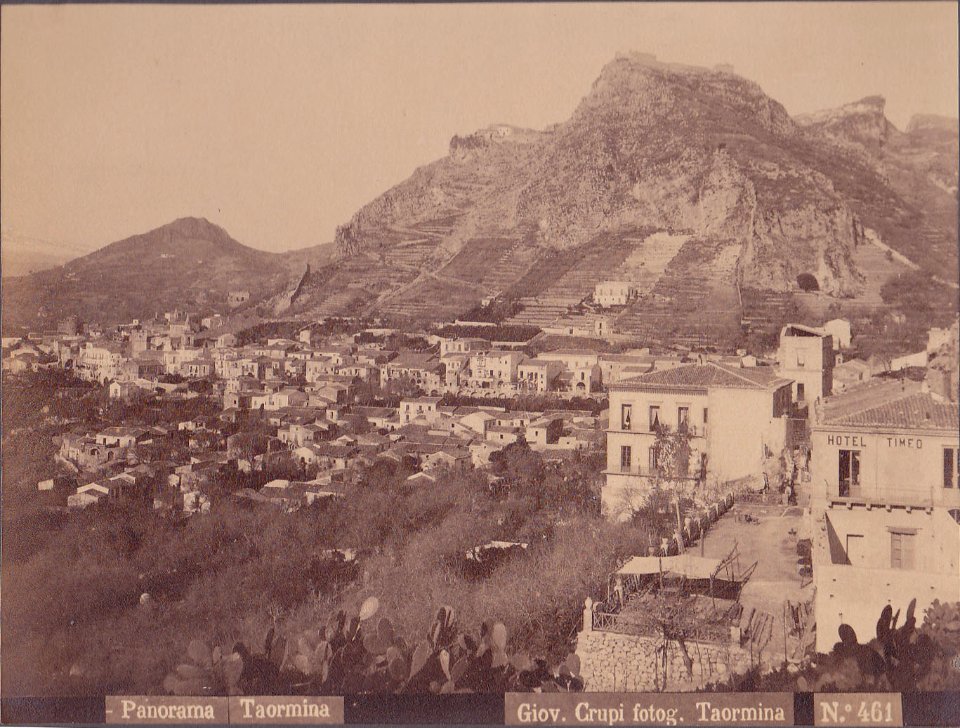Crupi, Giovanni (1849-1925) - n. 0461 - Panorama - Taormina
