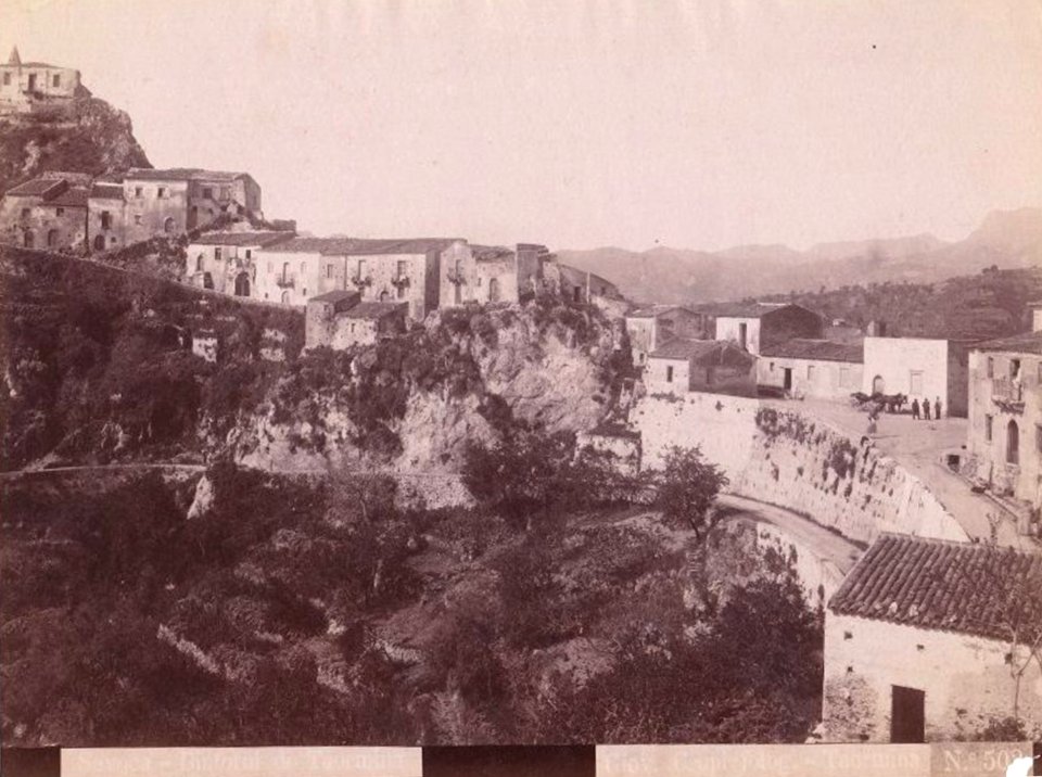 Crupi, Giovanni (1849-1925) - n. 0502 - Savoca - Dintorni di Taormina - Cm 17x23 - Delcampe