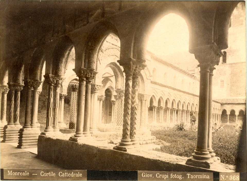 Crupi, Giovanni (1849-1925) - n. 0368 - Monreale - Cortile Cattedrale