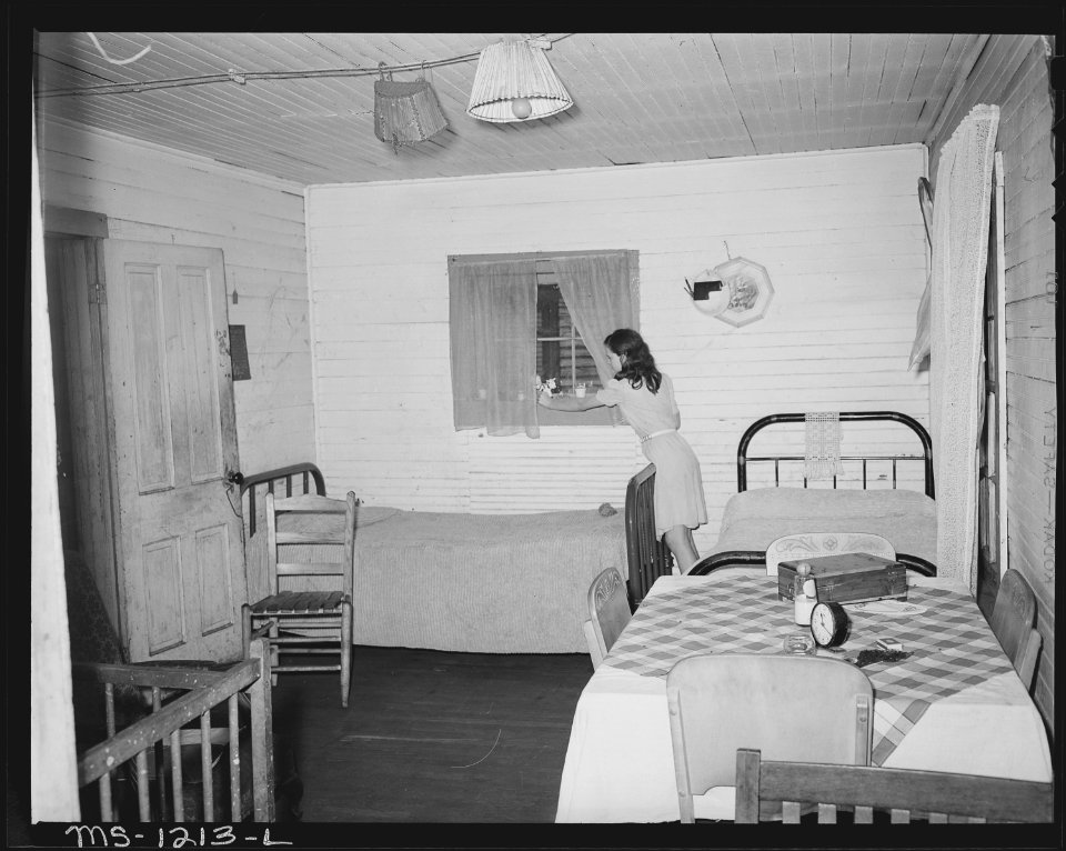 Daughter of J. F. Bryant miner. The family rents six room upstairs flat of two family house, paying $14.50 monthly... - NARA - 540732