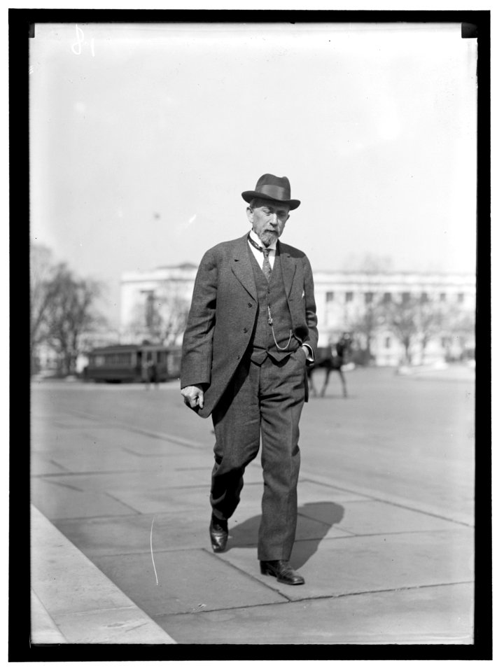 DAWSON, THOMAS F. ASSOCIATED PRESS REPRESENTATIVE AT SENATE LCCN2016865291