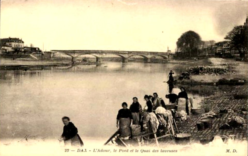 Dax (Landes) - Adour - quai des laveurs 1
