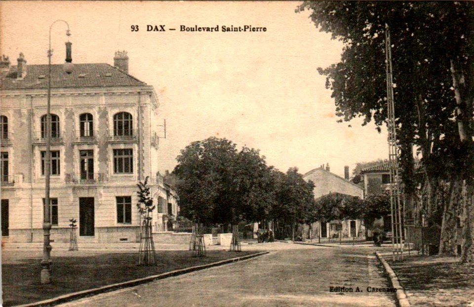 Dax (Landes) - Boulevard Saint-Pierre 1